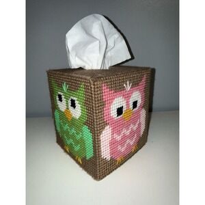Vintage Handmade Tissue Box Cover! Owls On All 4 Sides! Needlepoint Yarn Unique